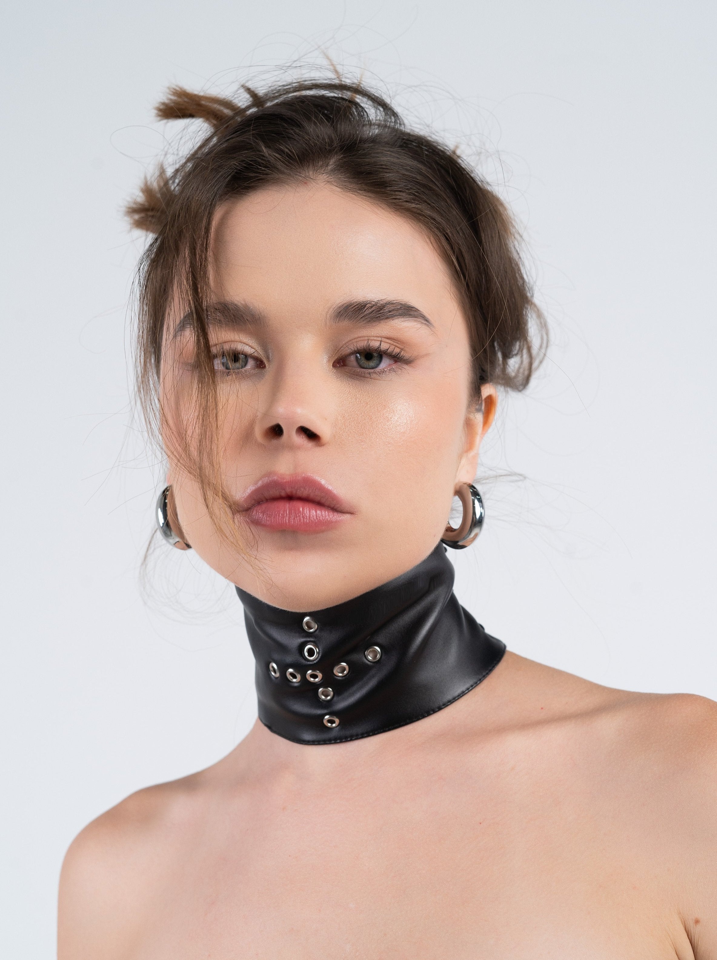 Cross Choker - Efecto Piel *Exclusiva Online*
