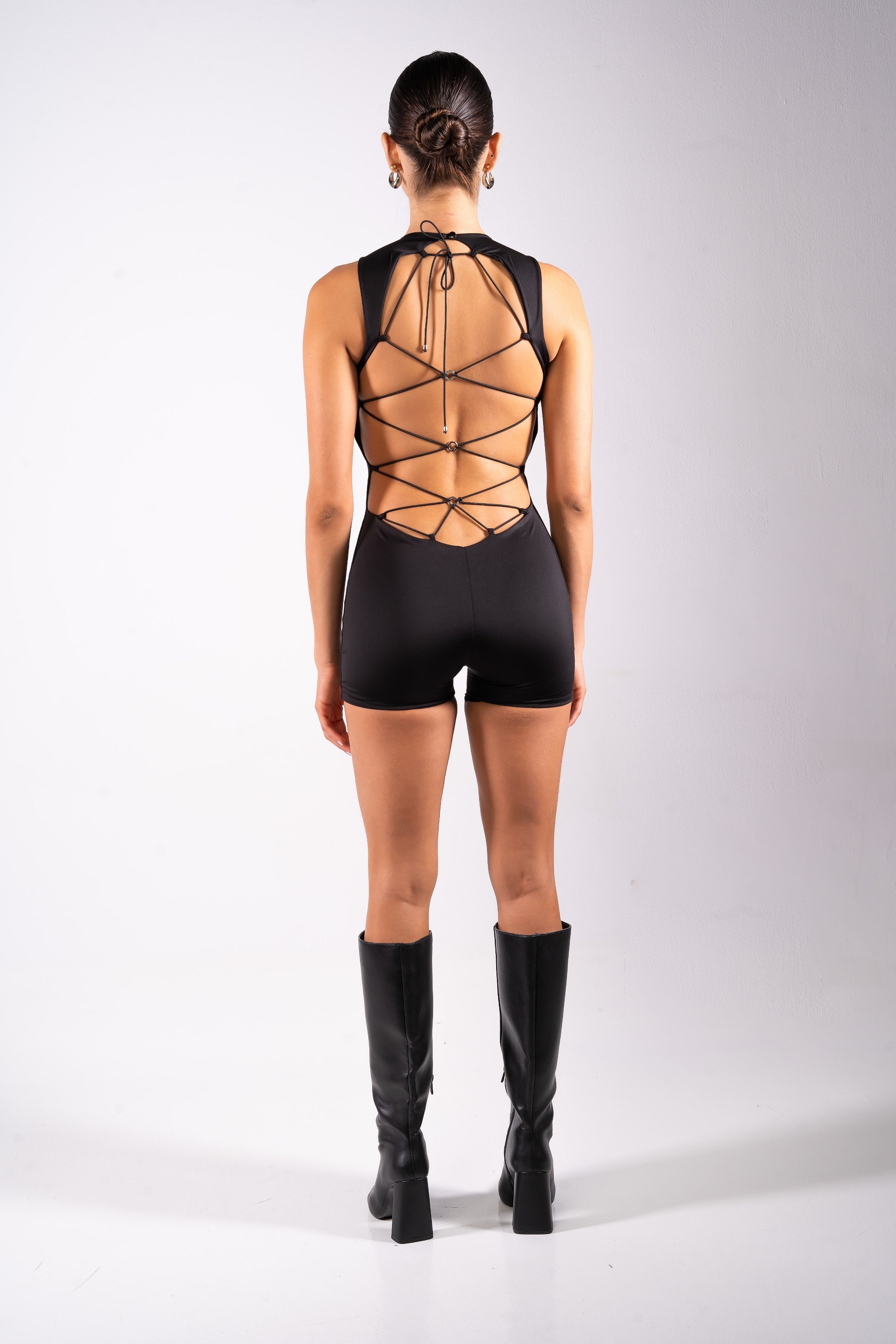 Hollow One Piece *Exclusivo Online*