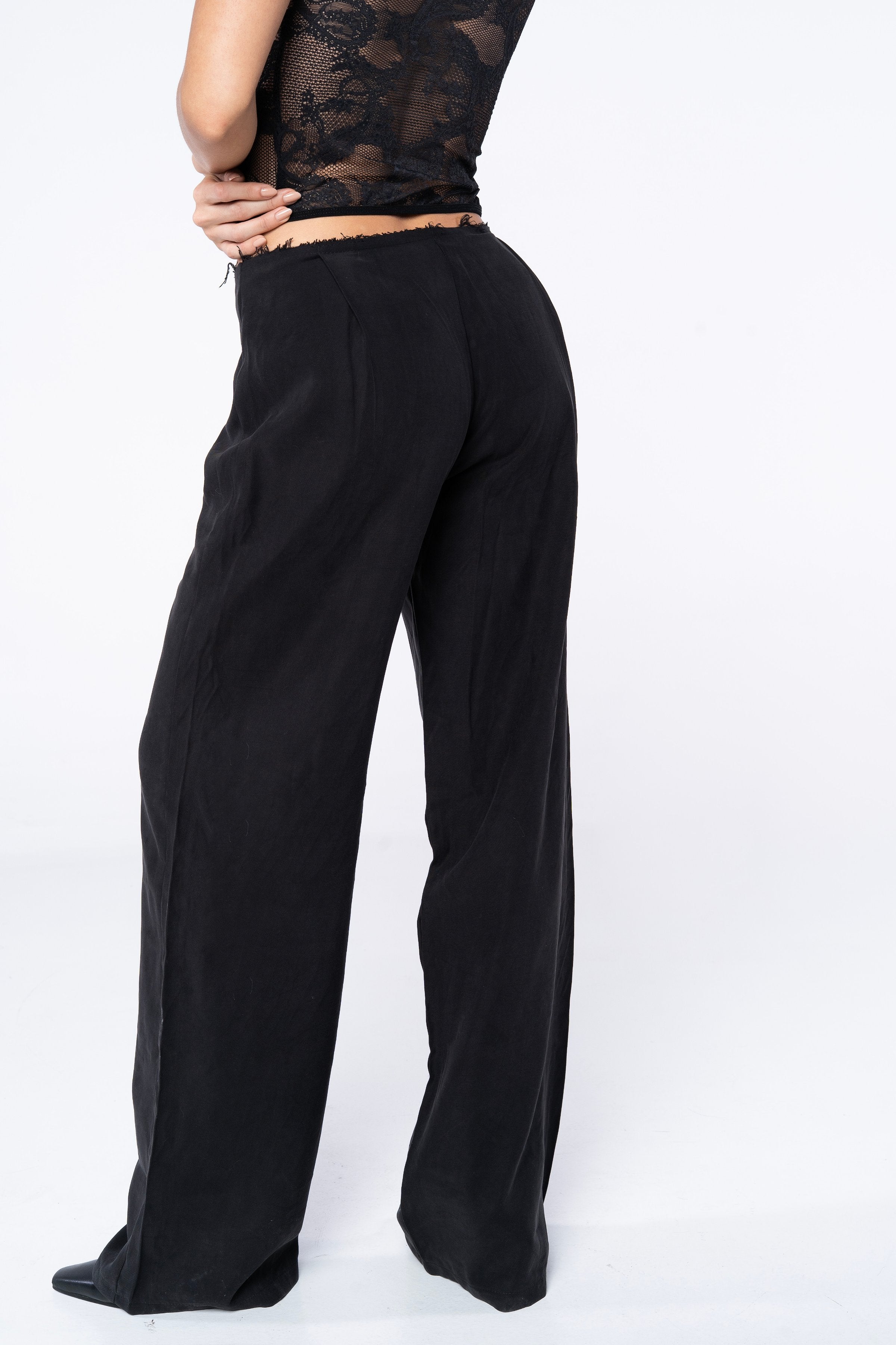 KINDA PANTS