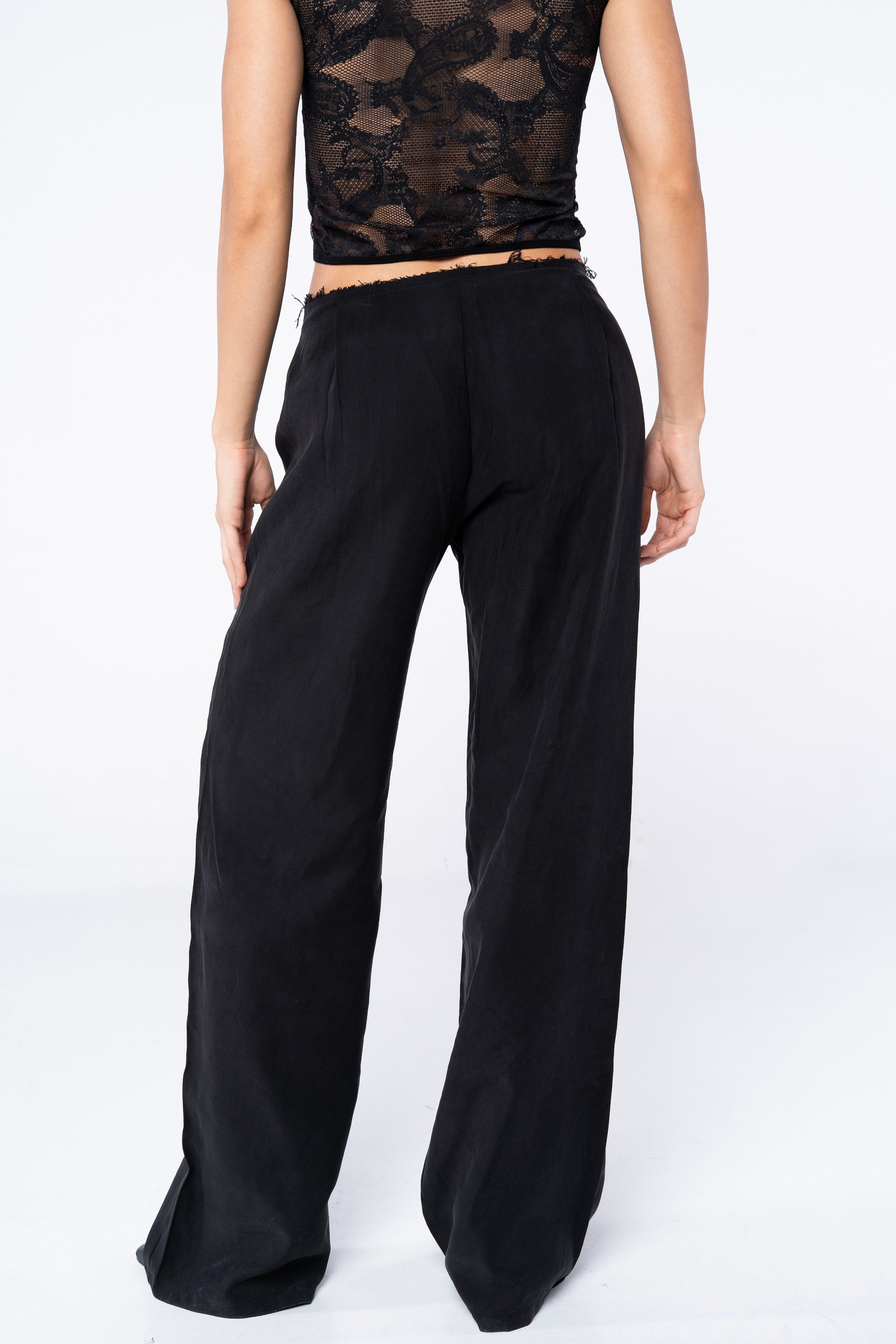 KINDA PANTS